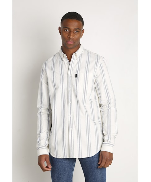 BSH014-C528 | Striped Shirt