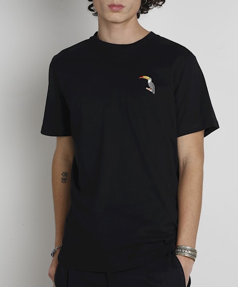 BTS112-L003S | TOUCAN T-Shirt